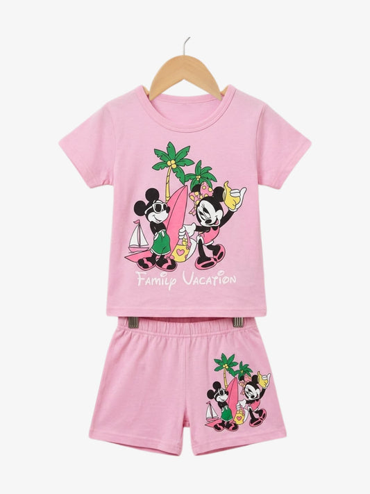 Mickey Family Vacation T-Shirt Set
