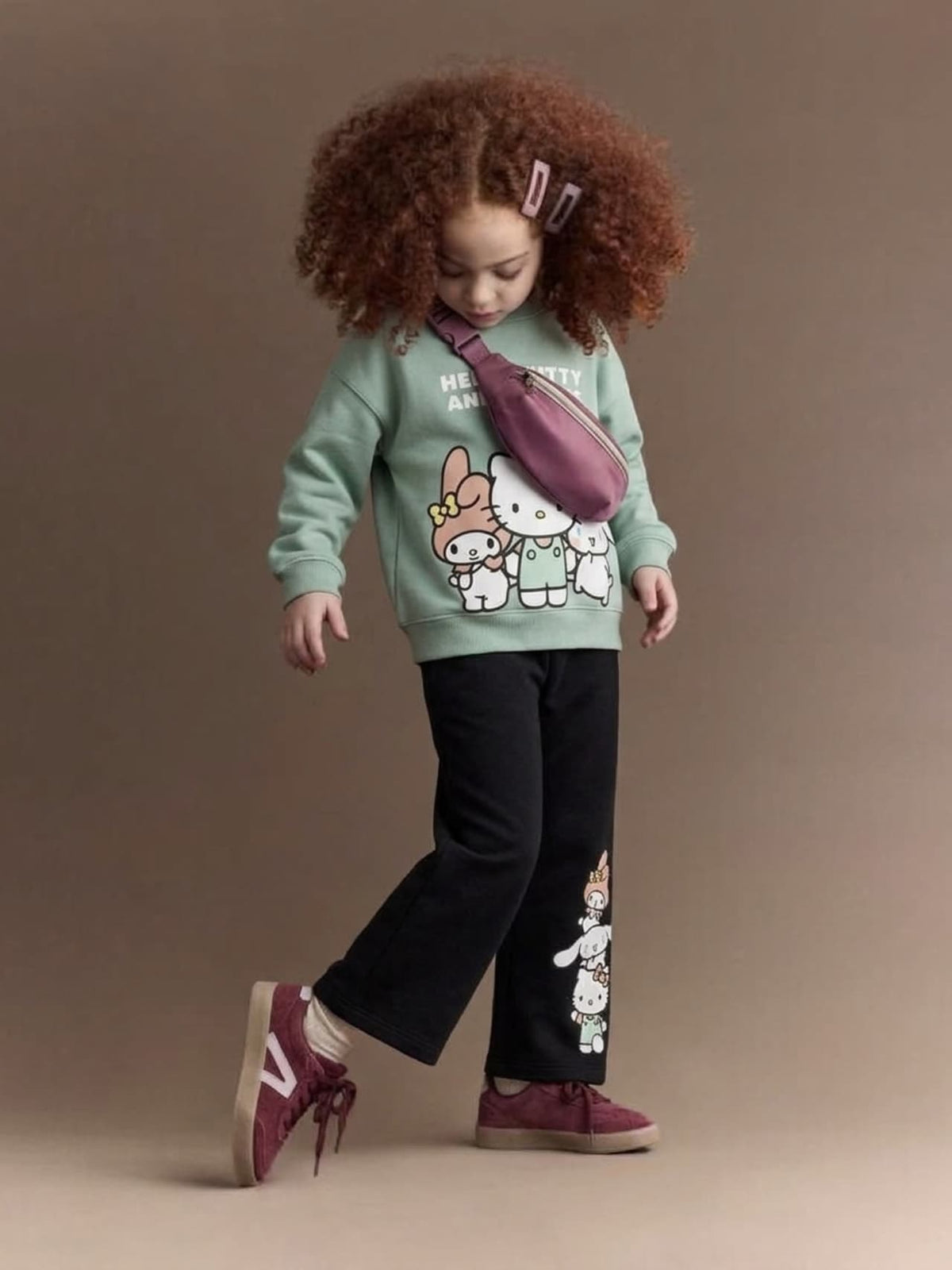 Hello Kitty & Friends Sweatshirt & Printed Wide-Leg Pants Set - Sage Green & Black